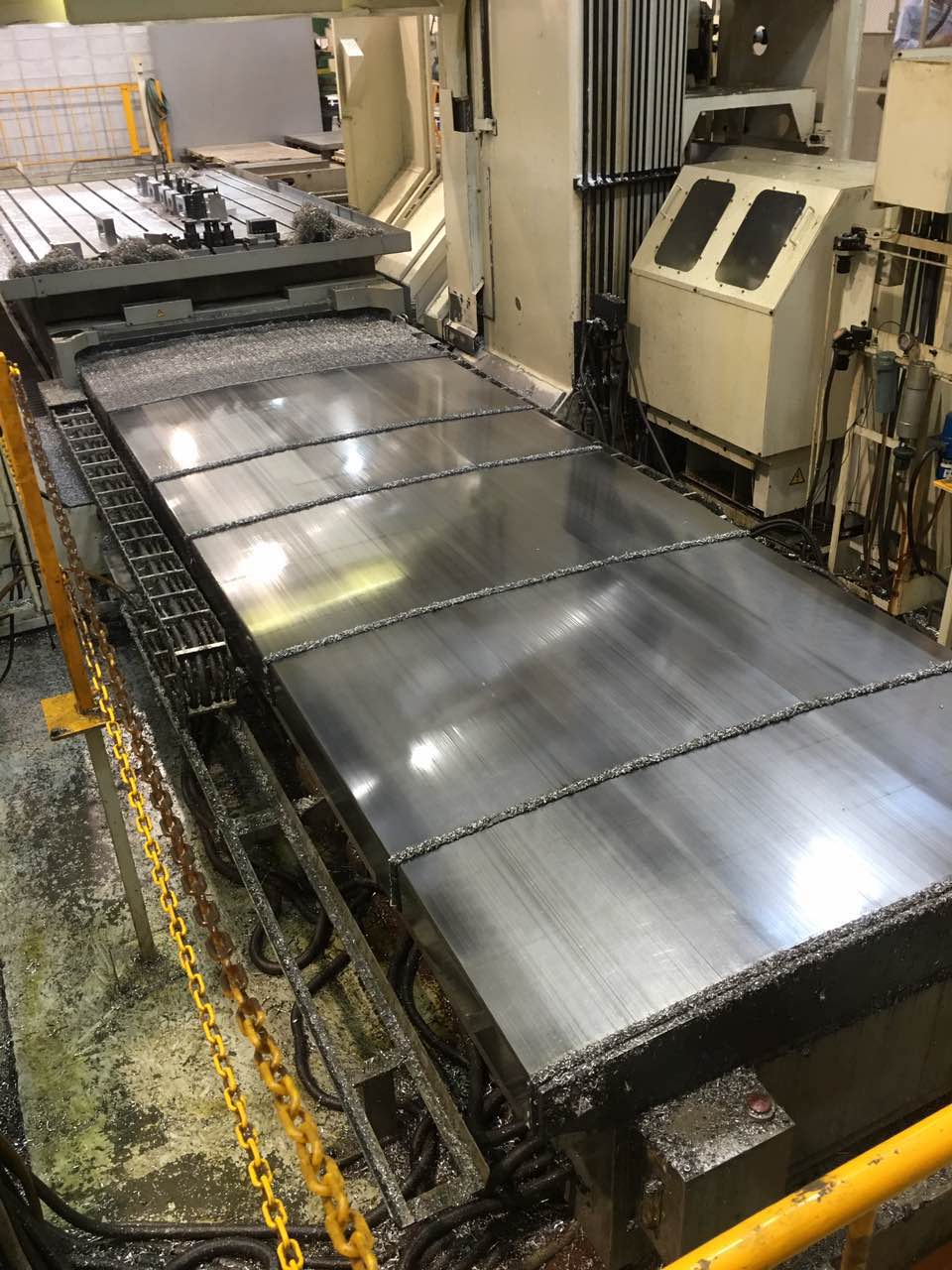 CNC龍門銑床 OKUMA