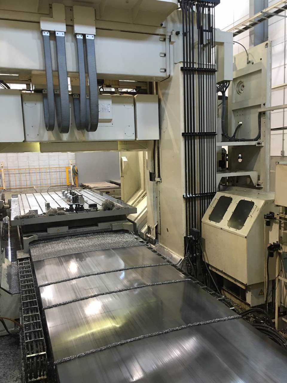 CNC龍門銑床 OKUMA