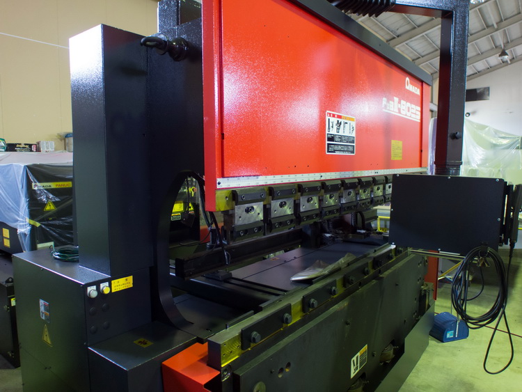 CNC 折床 AMADA FBD-8025M